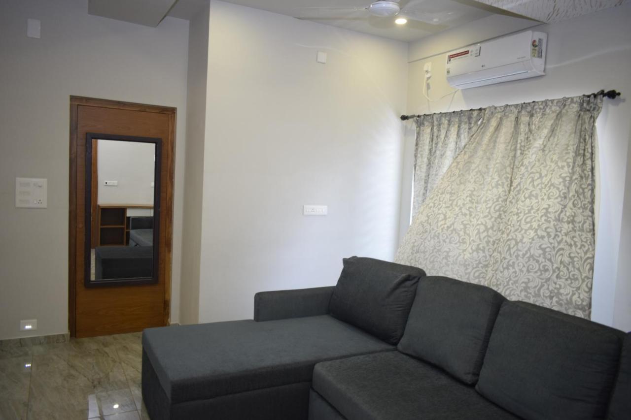 Classio Residency ปอนดิเชอรี ภายนอก รูปภาพ
